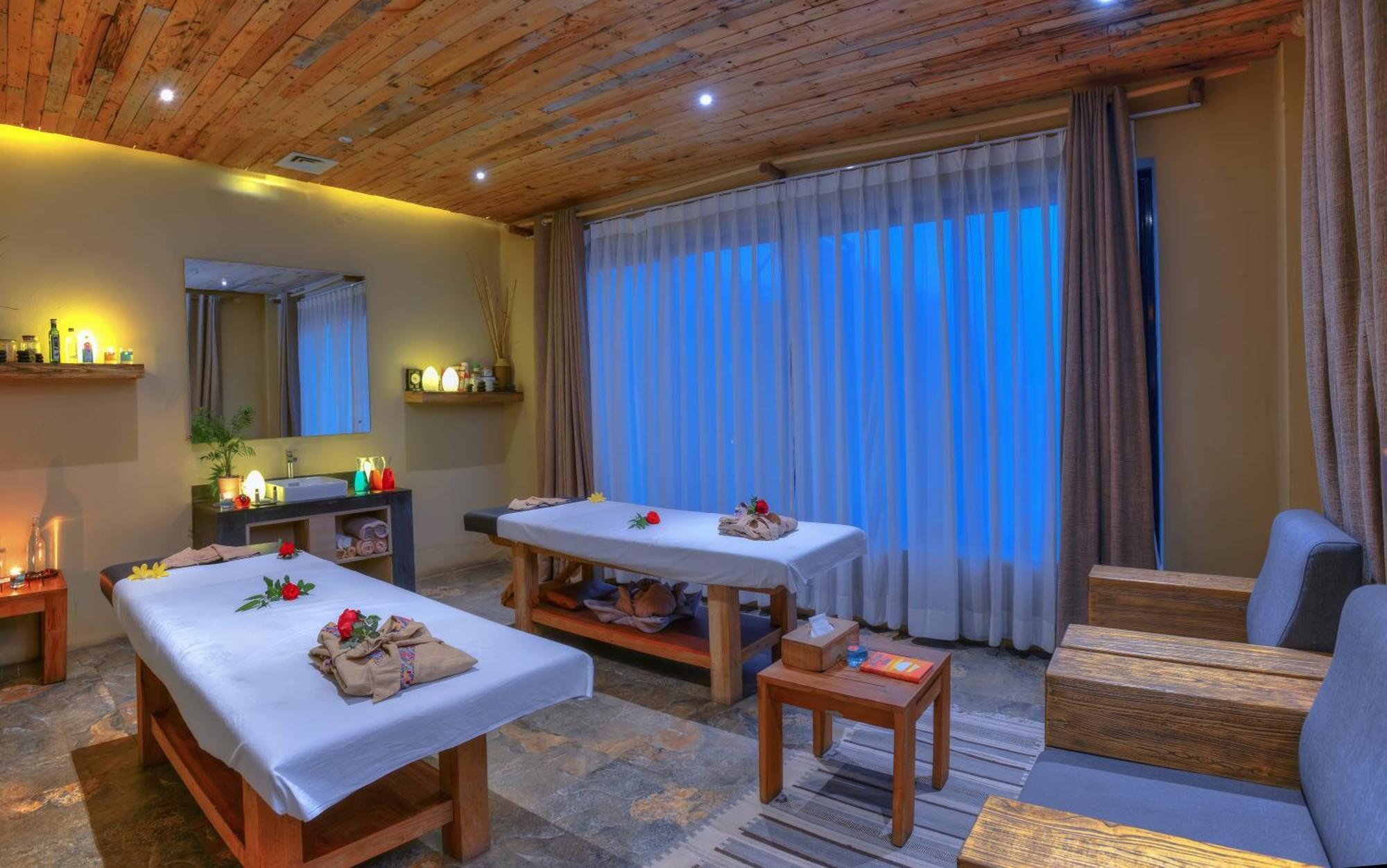 פוקהרה Sarangkot Mountain Lodge מראה חיצוני תמונה